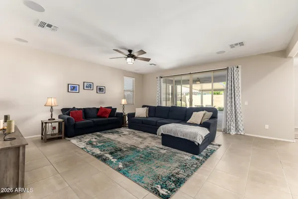 $564,900 | 7732 West Agora Lane, Phoenix, AZ 85043