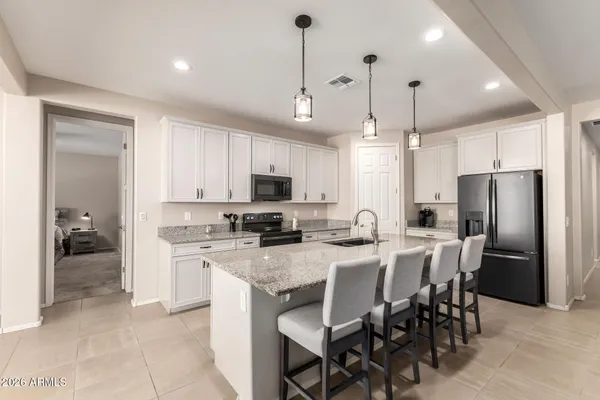 $564,900 | 7732 West Agora Lane, Phoenix, AZ 85043