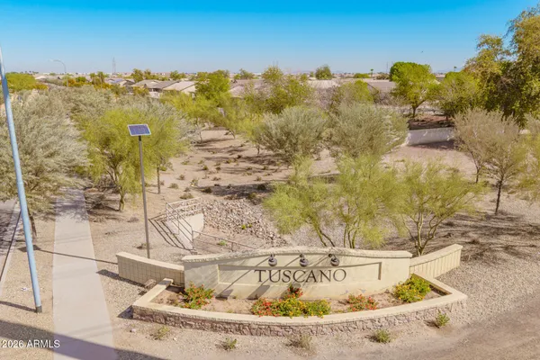 $564,900 | 7732 West Agora Lane, Phoenix, AZ 85043