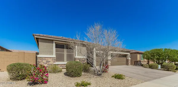 $564,900 | 7732 West Agora Lane, Phoenix, AZ 85043