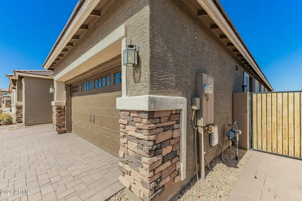 $564,900 | 7732 West Agora Lane, Phoenix, AZ 85043