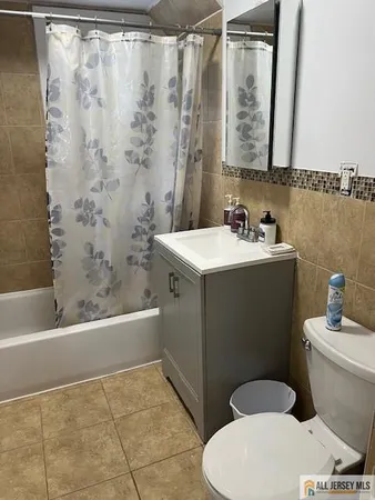 $2,800 | 139 Rues Lane, East Brunswick, NJ 08816