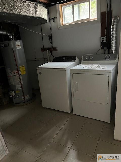 139 Rues Lane East Brunswick, NJ 08816 - Photo 16 of 17 a utility room with dryer and washer