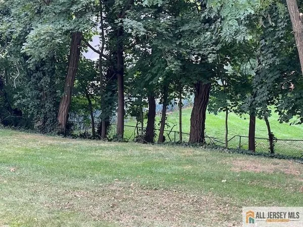$2,800 | 139 Rues Lane, East Brunswick, NJ 08816