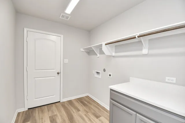 $2,000 | 299 Brock's Lane, Montgomery, TX 77356