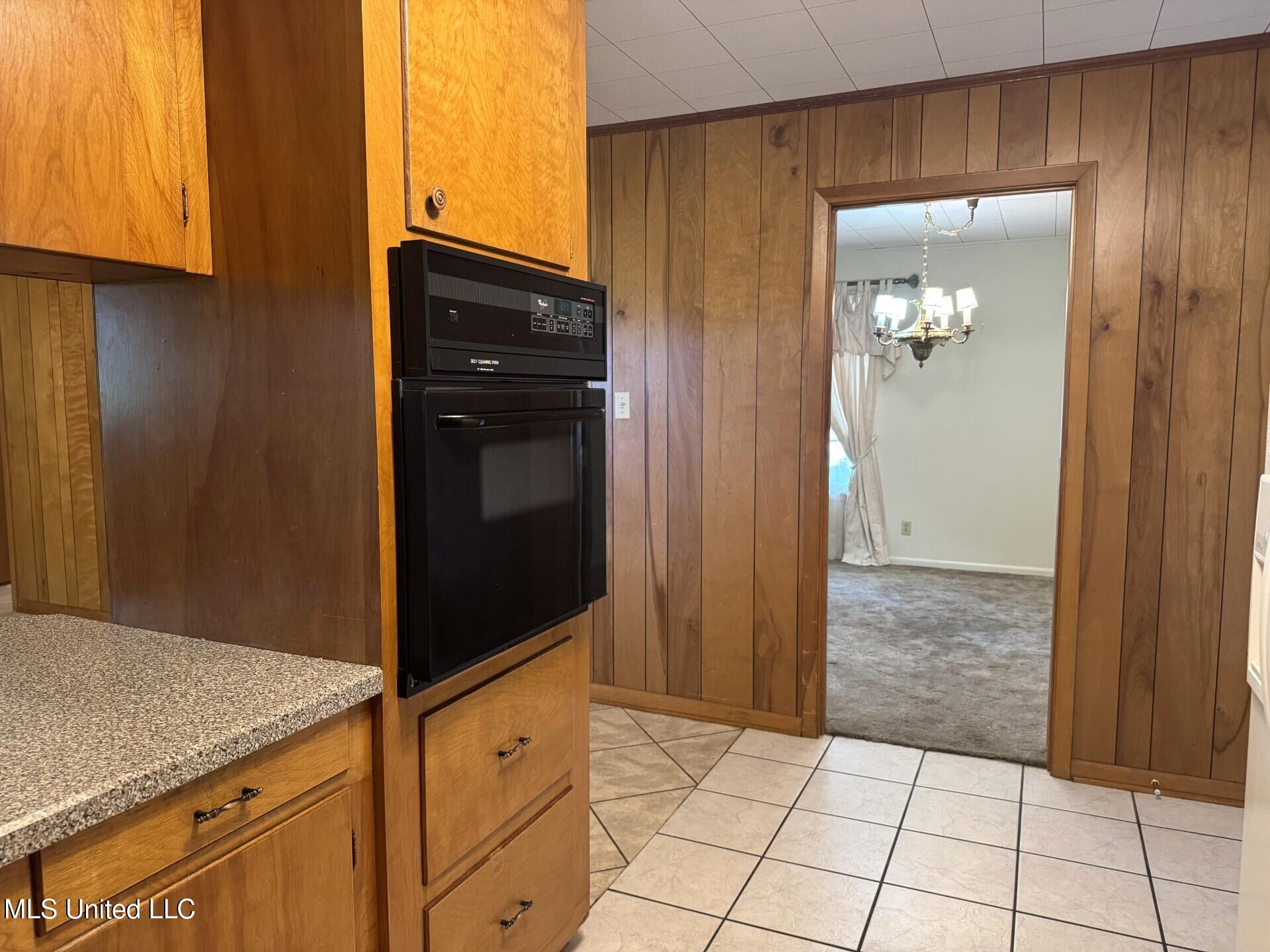 902 Myrtle Street Vidalia, LA 71373 - Photo 10 of 35 thumbnail_IMG_1441.jpg 902 h