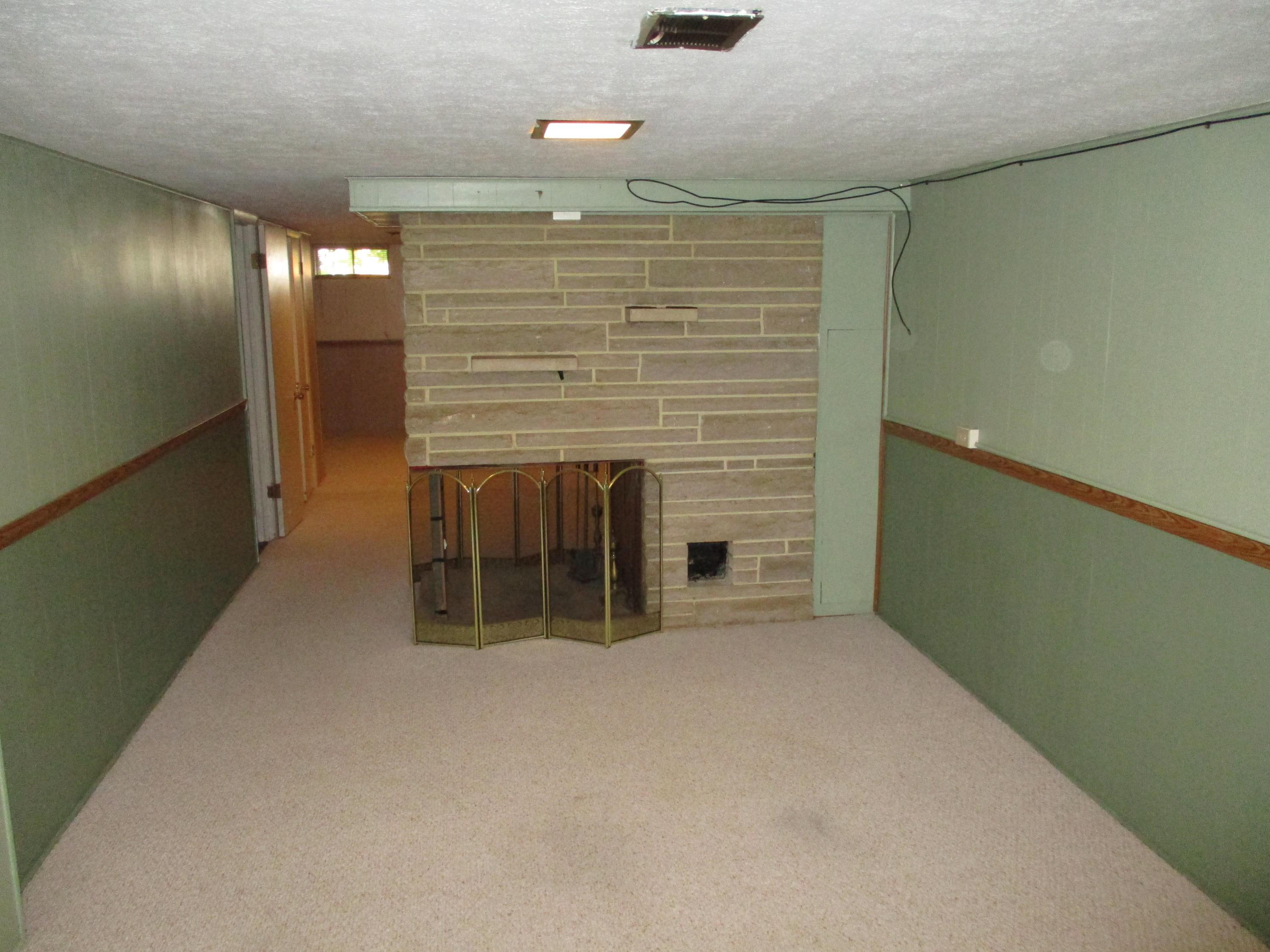 644 Bernhard Road Whitehall, OH 43213 - Photo 9 of 16