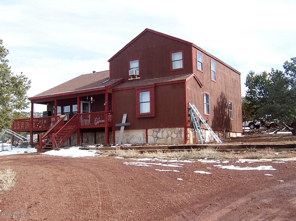 7033 North Buck Ridge Road Williams, AZ 86046 - Photo 1 of 5 Horse Property & site Built