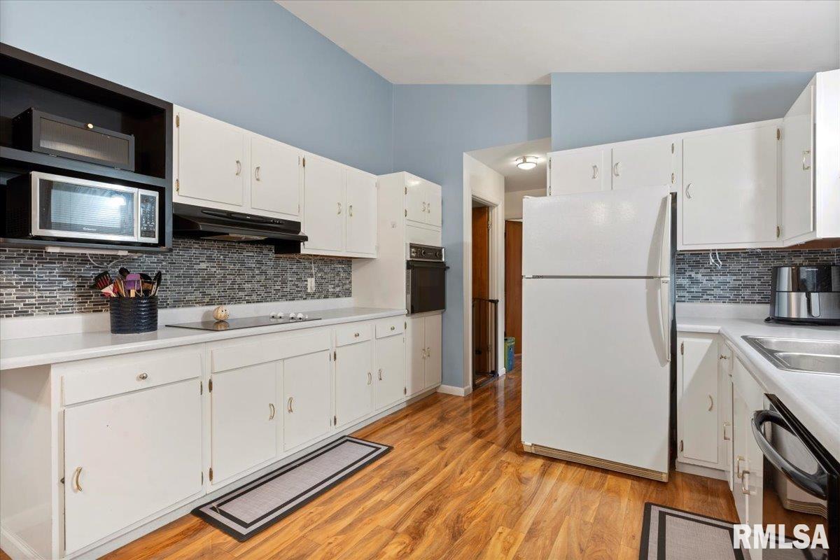 123 Dickinson Road Springfield, IL 62704 - Photo 10 of 36