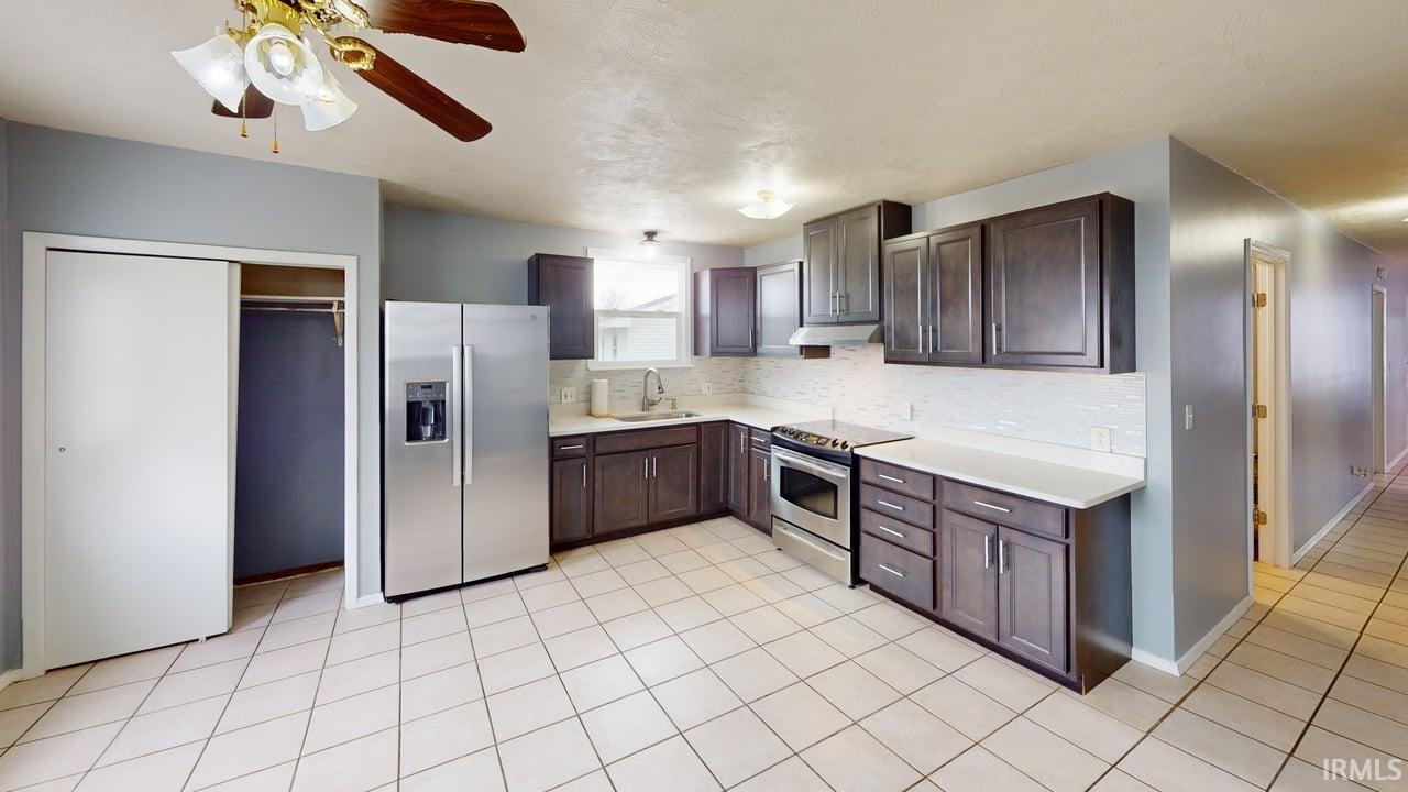 2563 Birk Drive Jasper, IN 47546 - Photo 6 of 20