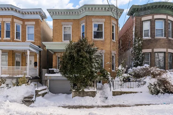 $2,650 | 20 Webster Avenue, Unit 1, Jersey City, NJ 07307