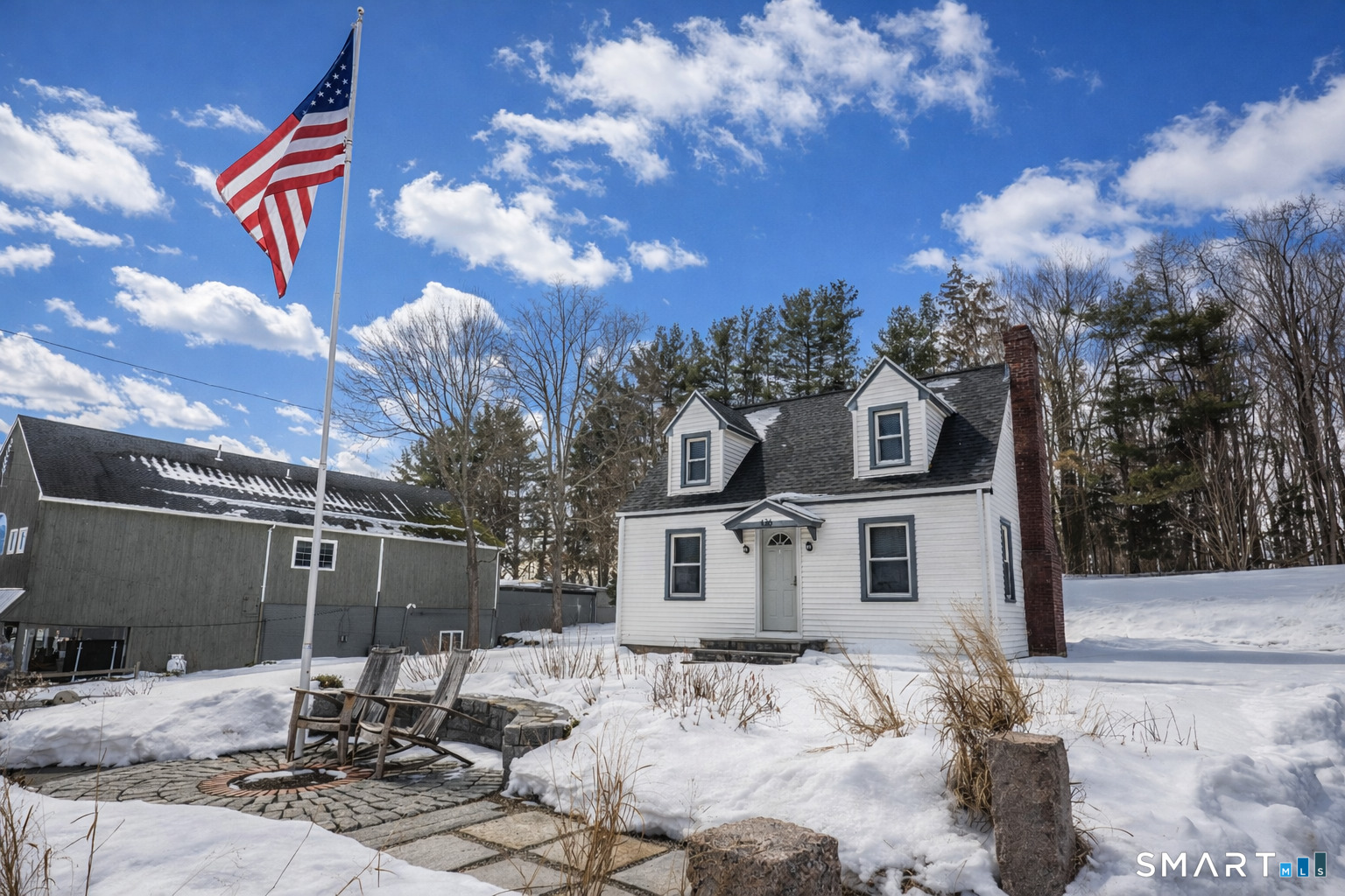 426 Main Street Durham, CT 06422 - Photo 2 of 16