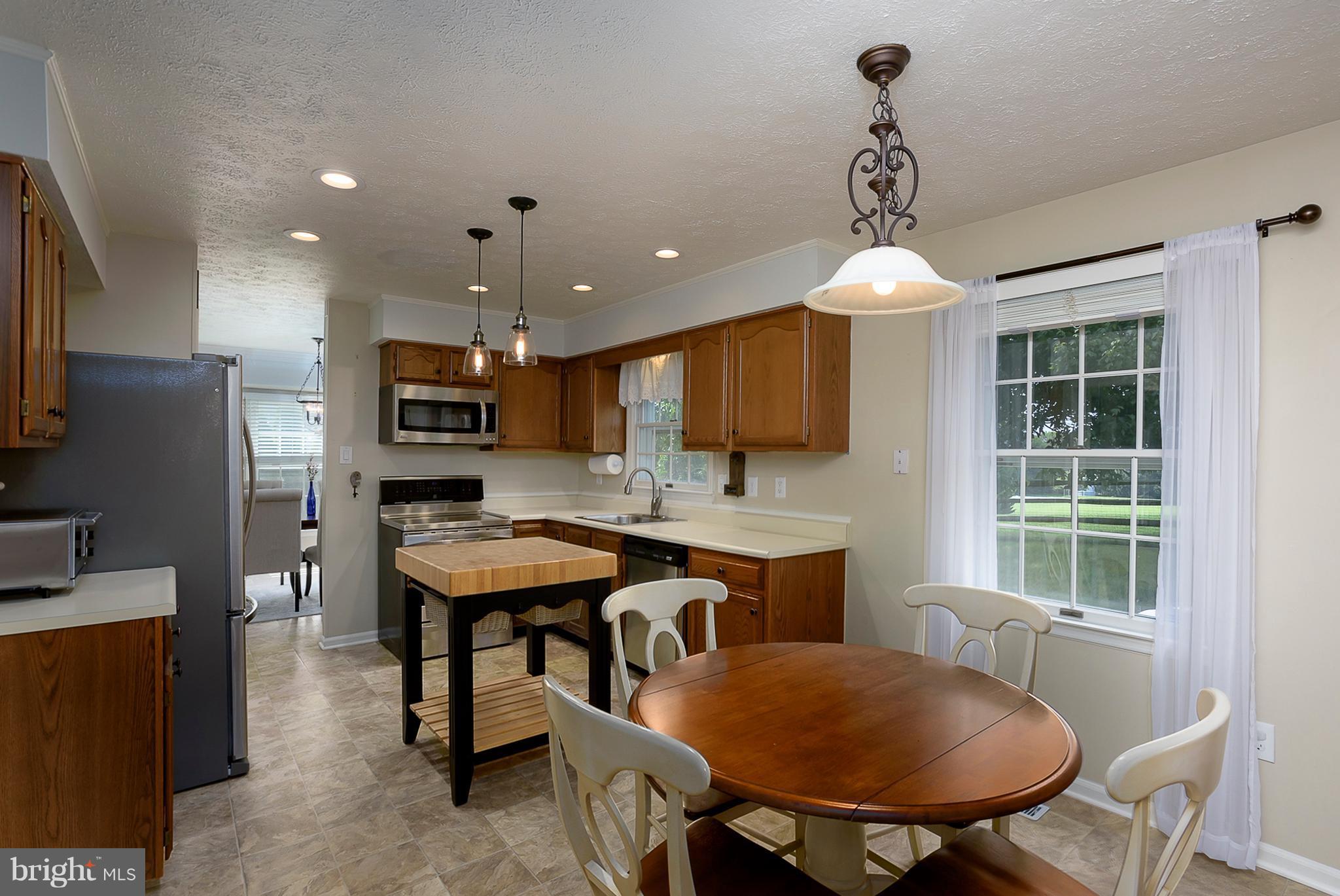 6675 Slacks Road Eldersburg, MD 21784 - Photo 8 of 27 Kitchen