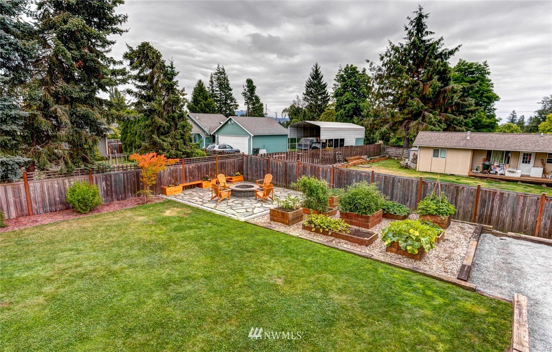 3716 Dana Road Bellingham, WA 98225 - Photo 18 of 23 Gallery Image 18