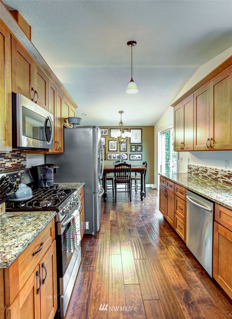 3716 Dana Road Bellingham, WA 98225 - Photo 6 of 23 Gallery Image 6