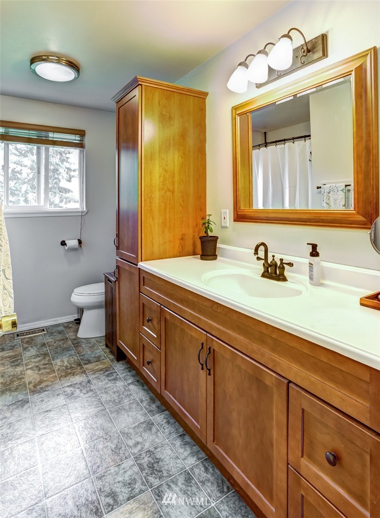 3716 Dana Road Bellingham, WA 98225 - Photo 10 of 23 Gallery Image 10