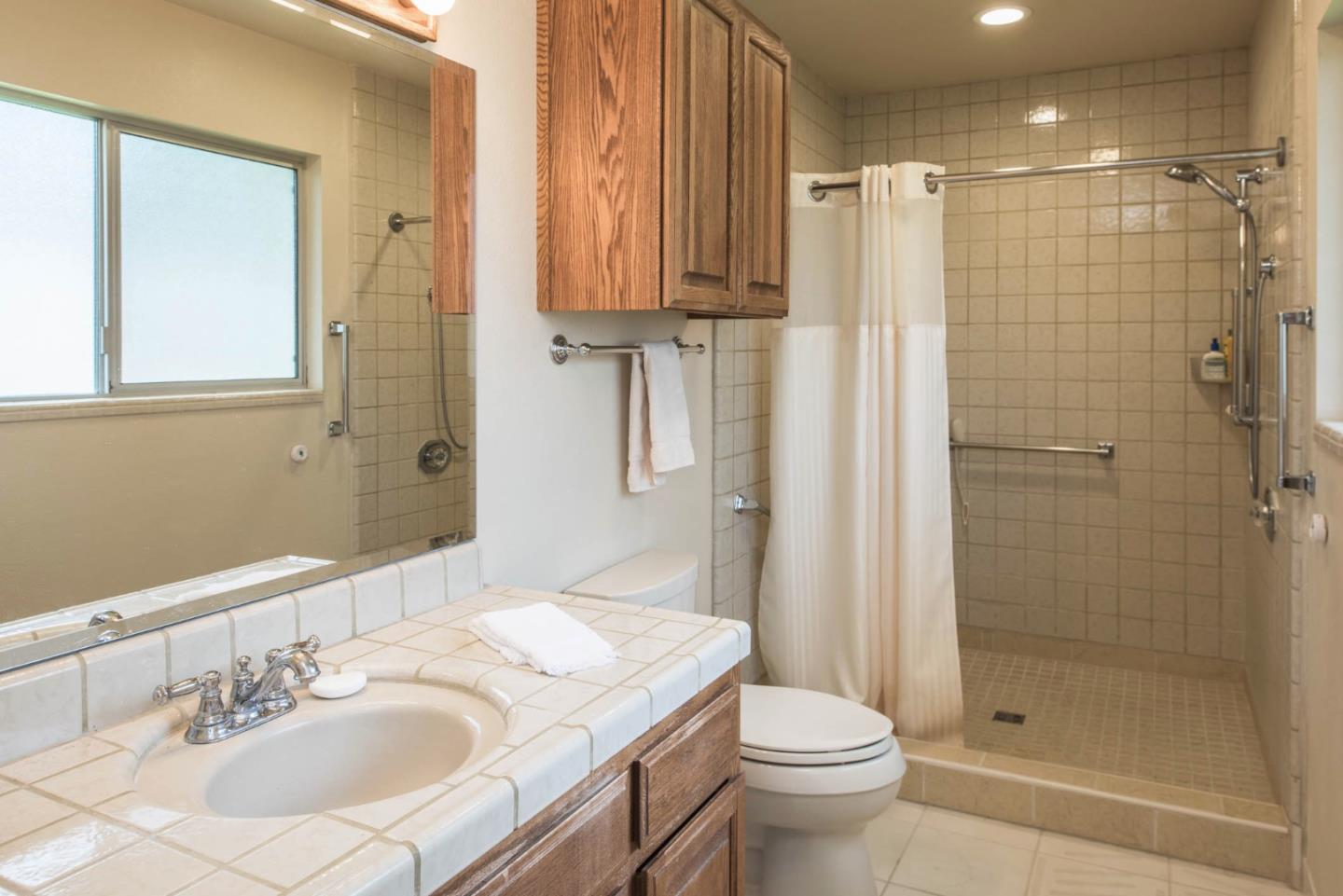 2 Forest Rise Place Monterey, CA 93940 - Photo 27 of 48 Gallery Image 27
