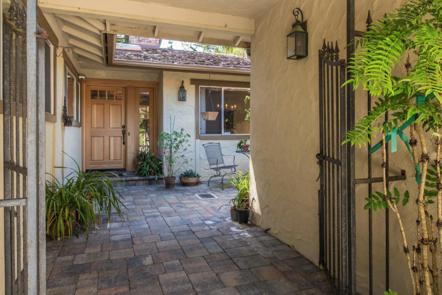2 Forest Rise Place Monterey, CA 93940 - Photo 5 of 48 Gallery Image 5