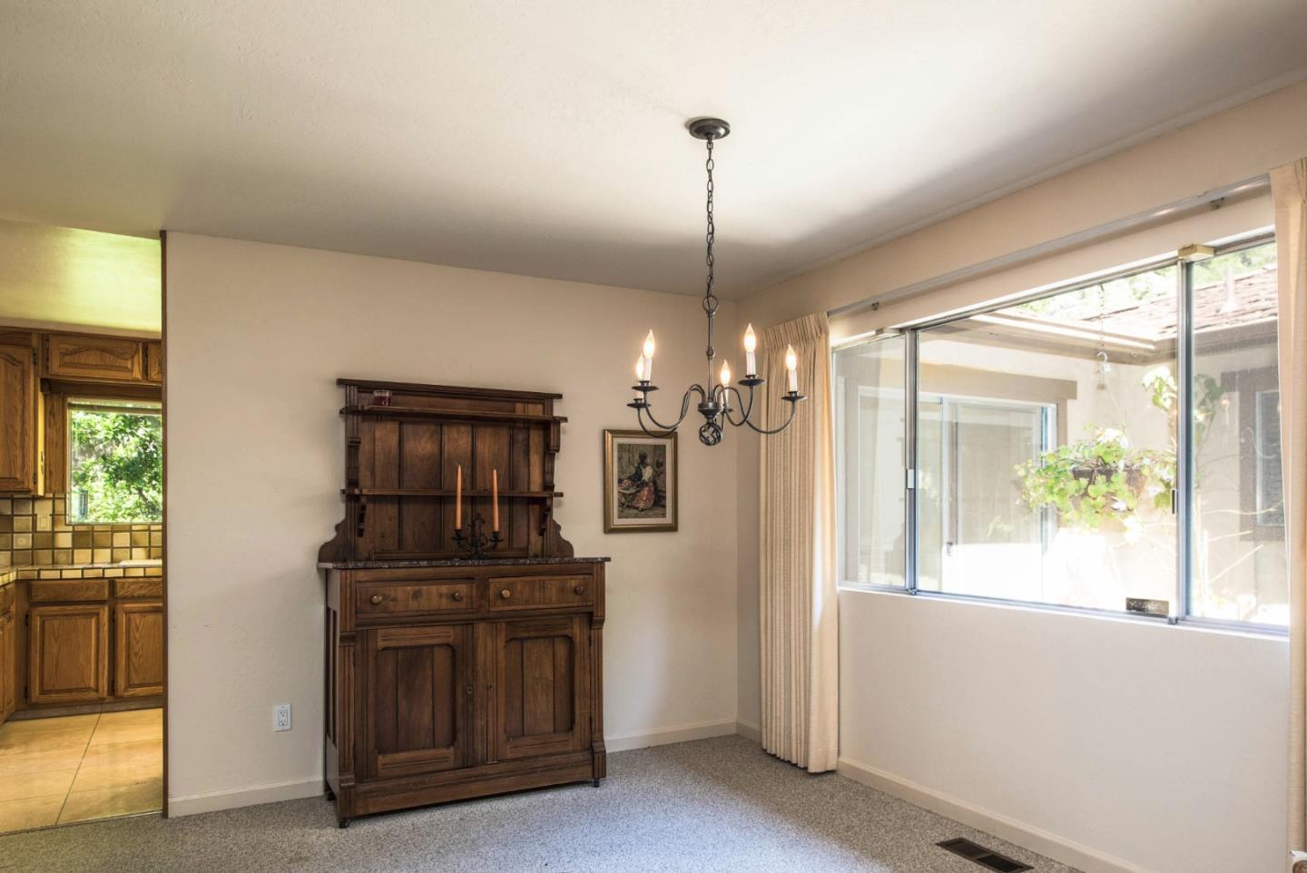 2 Forest Rise Place Monterey, CA 93940 - Photo 8 of 48 Gallery Image 8
