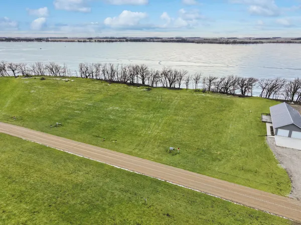 $138,000 | 28 Jayvee Ln Lake, Garvin, MN 56132