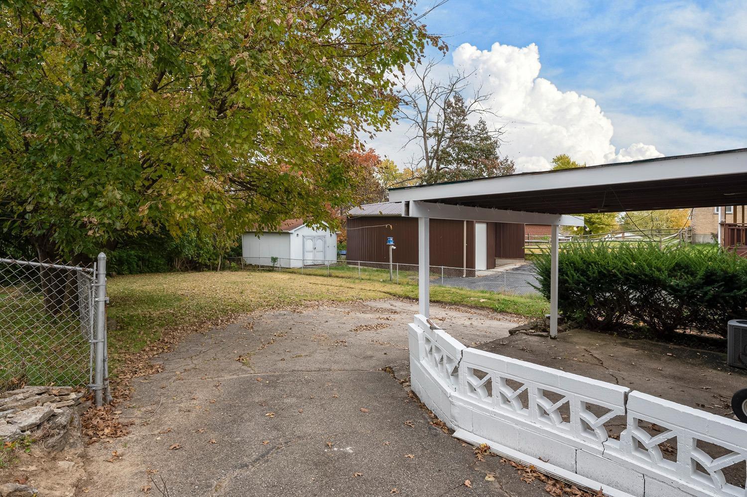 528 Roebling Road Cincinnati, OH 45238 - Photo 27 of 29
