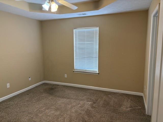 136 St Ann Circle Dallas, GA 30157 - Photo 24 of 44 an empty room with a window