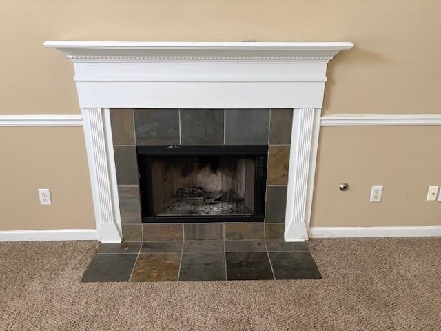 136 St Ann Circle Dallas, GA 30157 - Photo 9 of 44 a living room with a fireplace