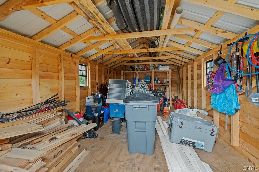 6401 North Kirkville Road Manlius, NY 13082 - Photo 41 of 49 Amish-built Shed