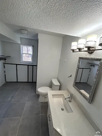 $292,000 | 2725 Ponderosa Drive, Lawrence, KS 66046