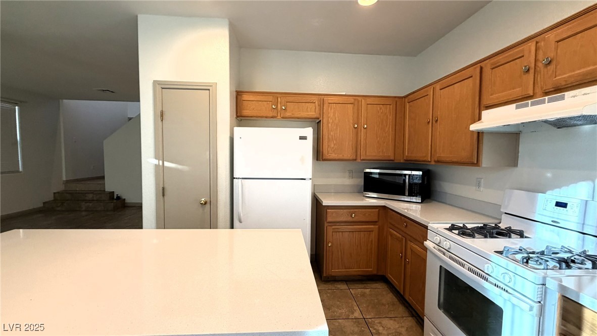 9243 Sterling Hill Avenue Las Vegas, NV 89148 - Photo 12 of 49