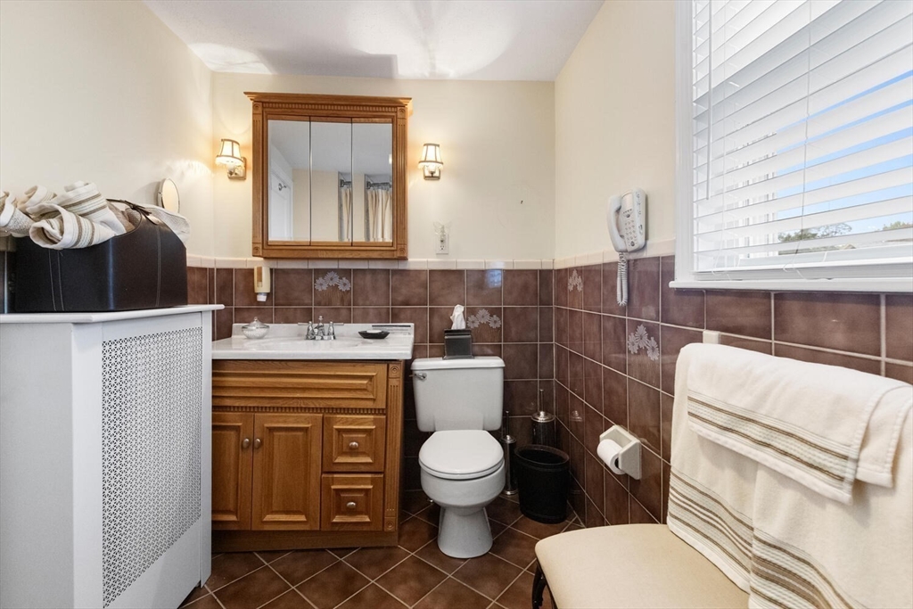 6 Appleton Street, Unit 2 Watertown, MA 02472 - Photo 21 of 27