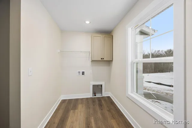 $539,900 | 5949 Valley Point Drive Southeast, Caledonia, MI 49316