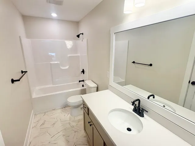 $539,900 | 5949 Valley Point Drive Southeast, Caledonia, MI 49316