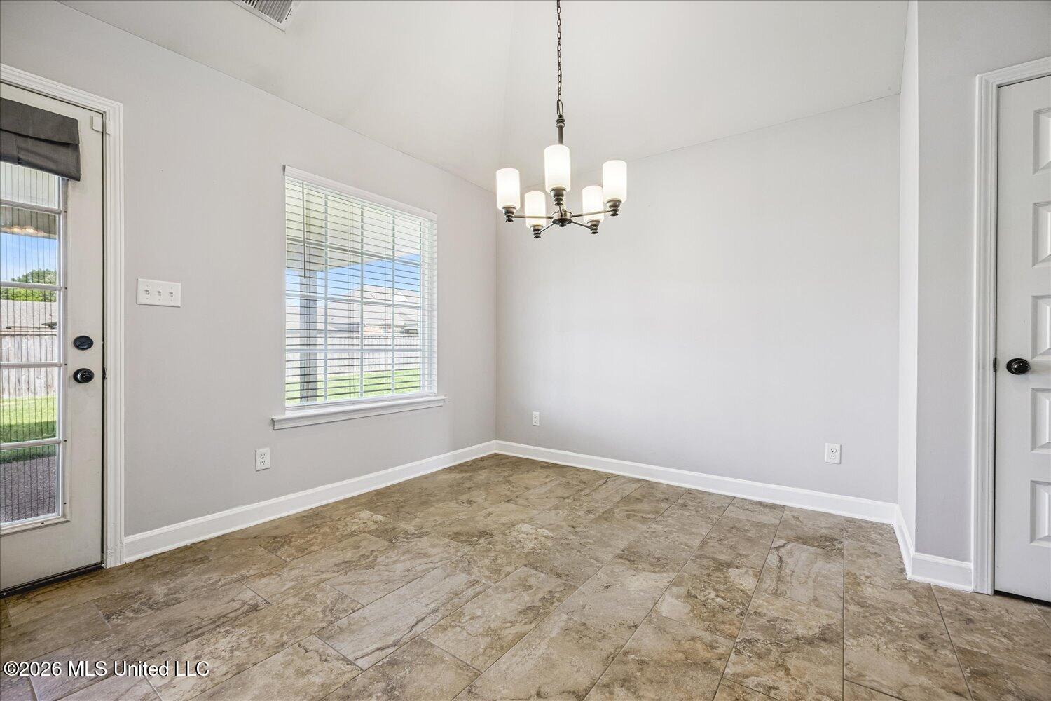 8069 Aiden Road Southaven, MS 38671 - Photo 13 of 26 13-3123433ah-13-8069 Aiden Rd
