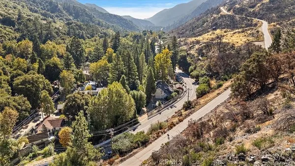 $895,000 | 21 Mt Baldy Road, Mount Baldy, CA 91759