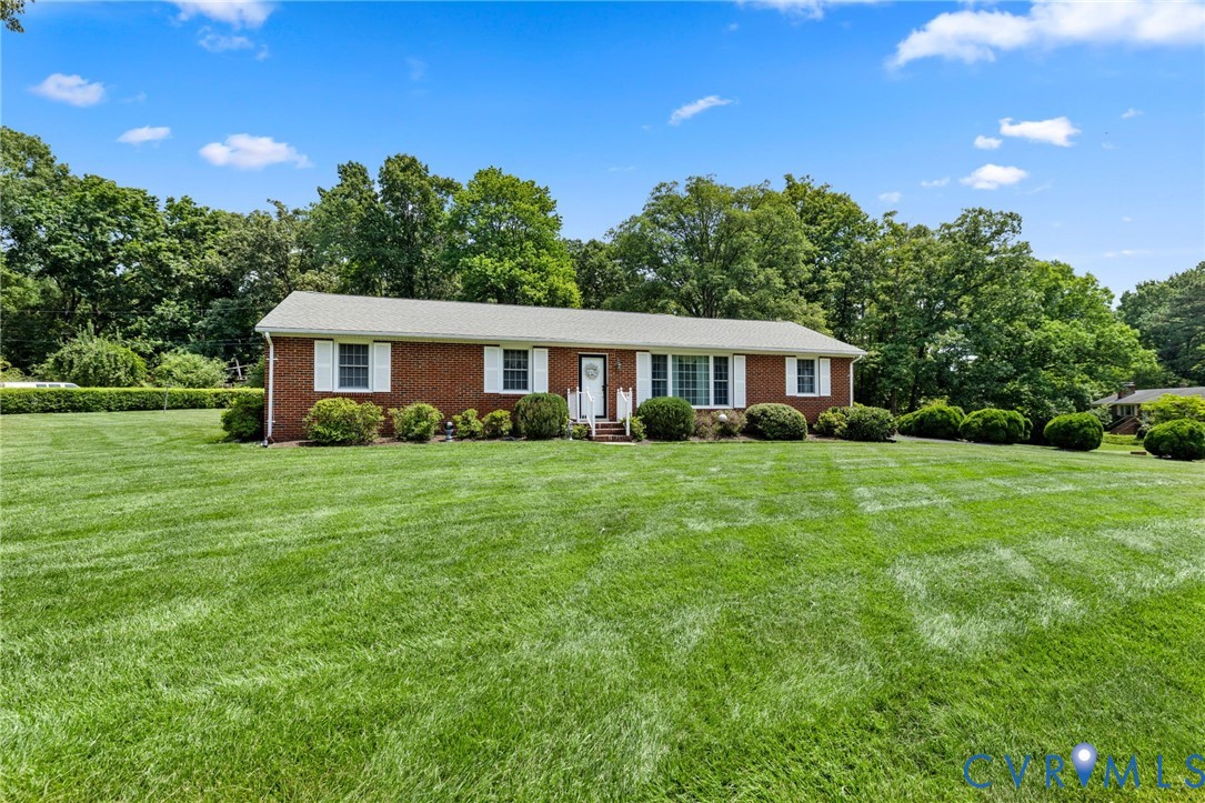 1301 Vickilee Road Chesterfield, VA 23236 - Photo 2 of 28