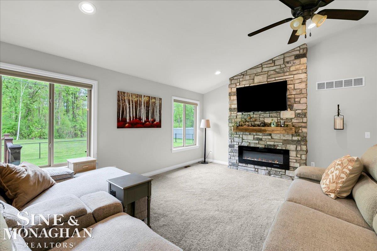 9445 Folkert Road Algonac, MI 48001 - Photo 7 of 35