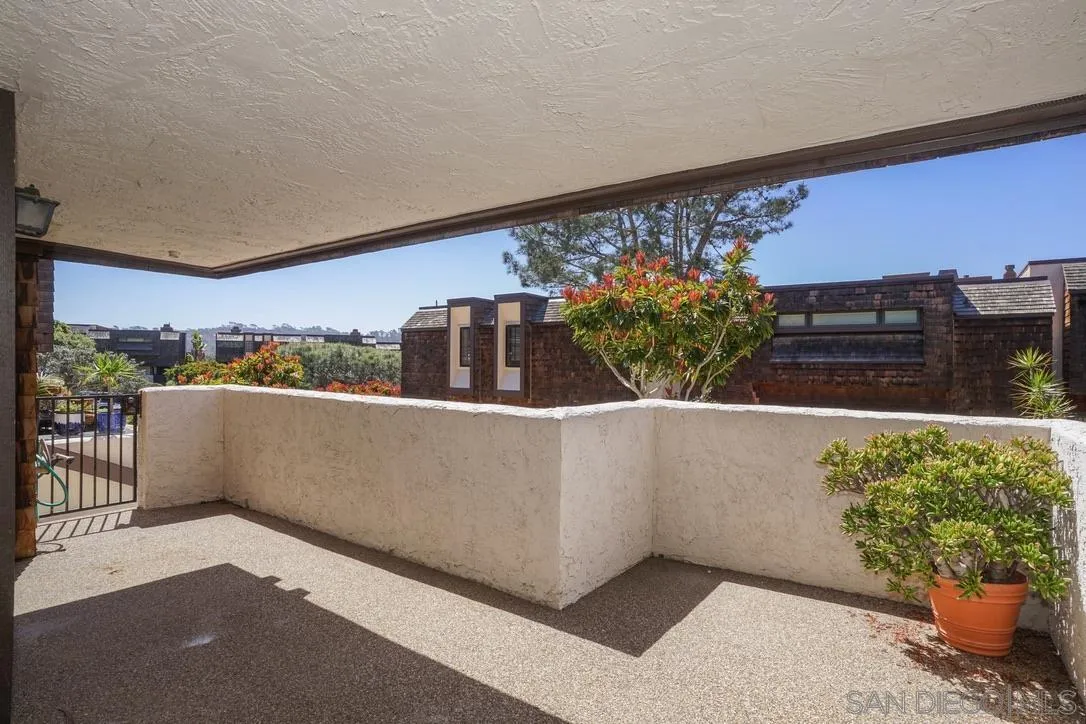 13053 Caminito Del Rocio Del Mar, CA 92014 - Photo 27 of 49 a view of balcony