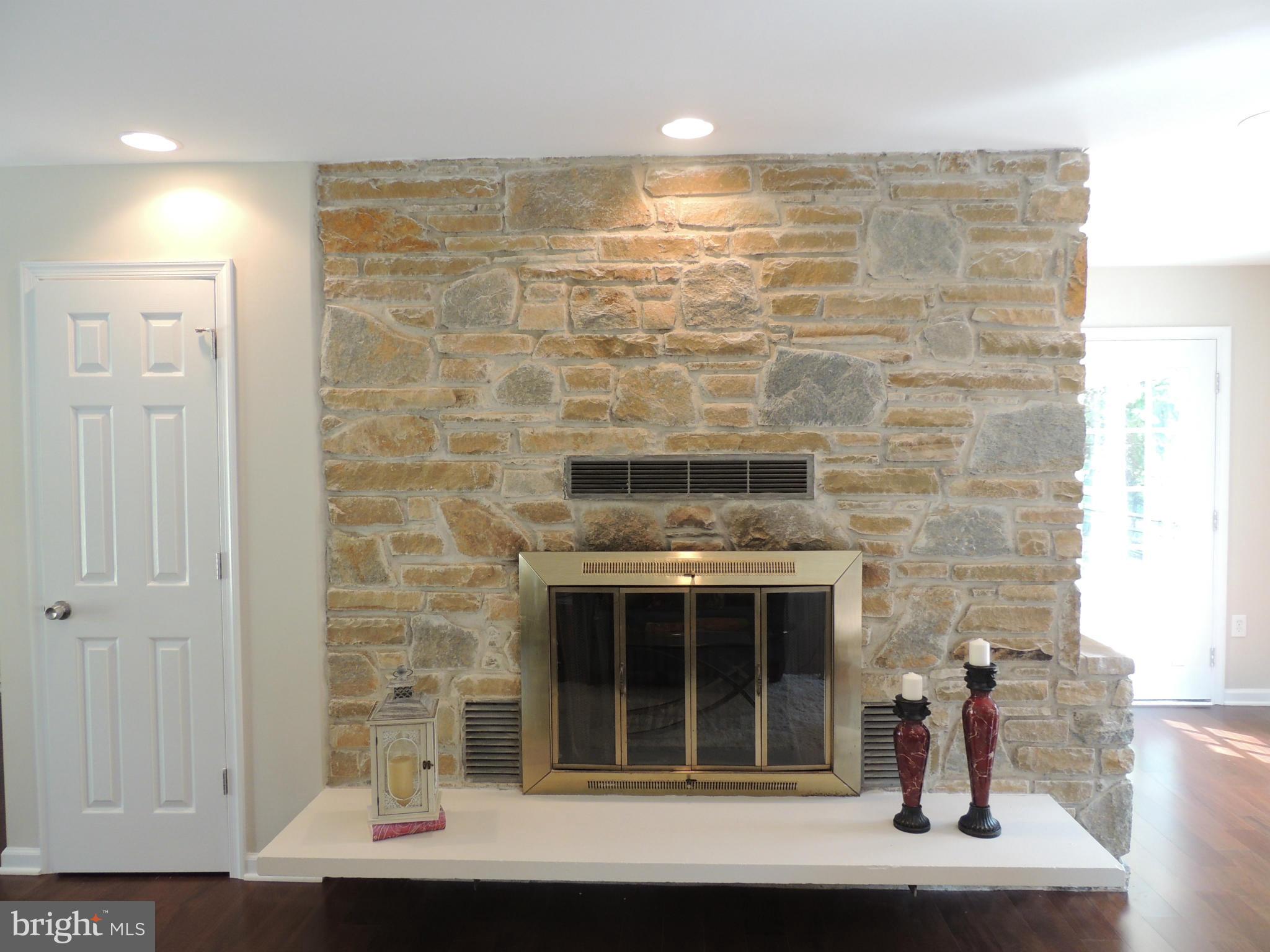 602 Powder Mill Road Fallston, MD 21047 - Photo 6 of 28 Living Room