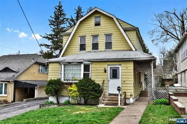 $629,000 | 129 South Street, Bogota, NJ 07603