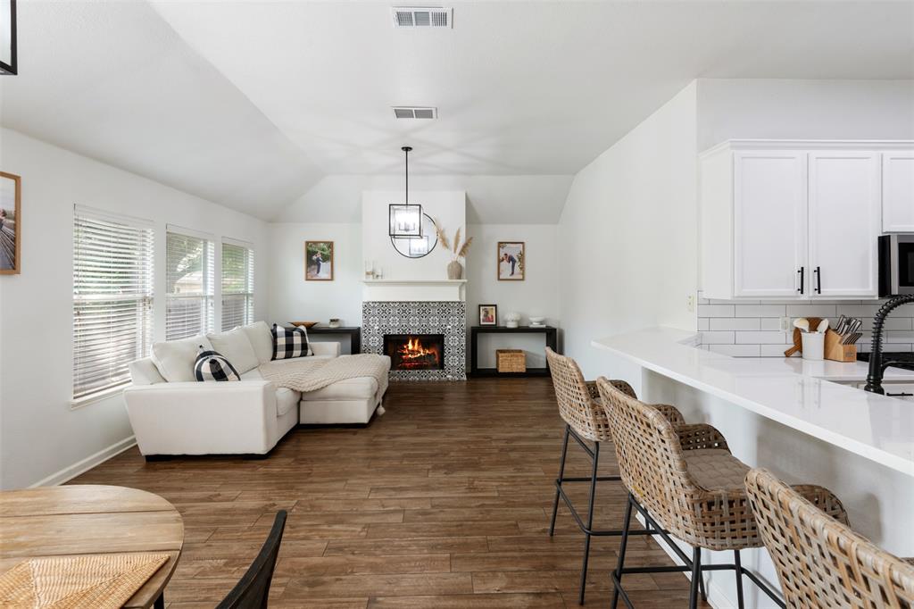 10012 Chadbourne Road Fort Worth, TX 76244 - Photo 10 of 25