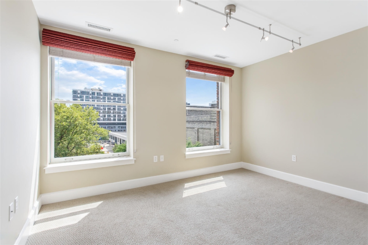 27 Library Street Northeast, Unit 503 Grand Rapids, MI 49503 - Photo 11 of 23