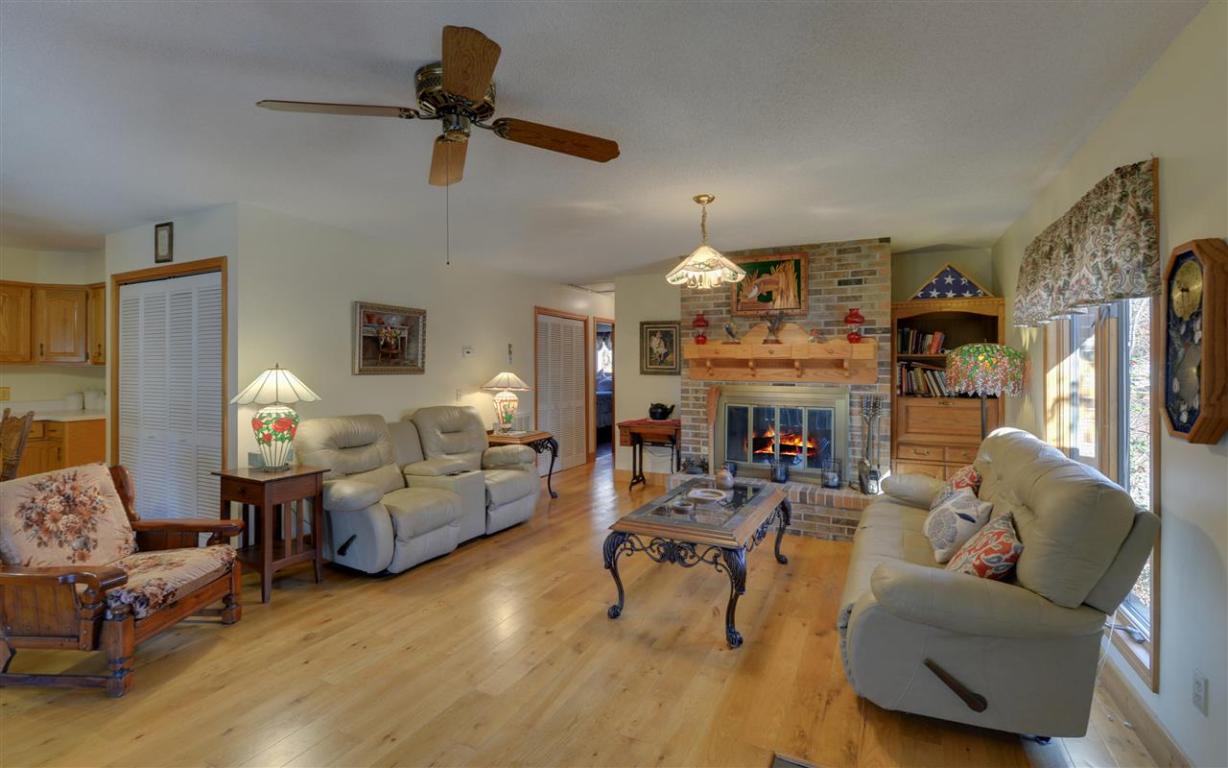 23317 White Harbour Road Seneca, SC 29672 - Photo 5 of 33 Gallery Image 5