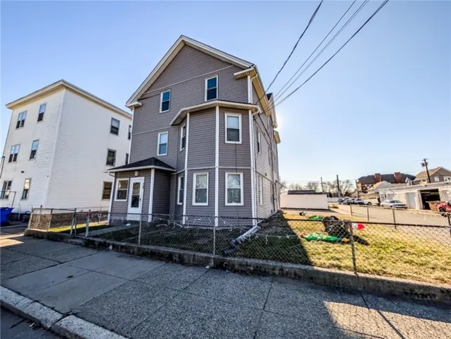 $699,000 | 39 John Street, Pawtucket, RI 02861