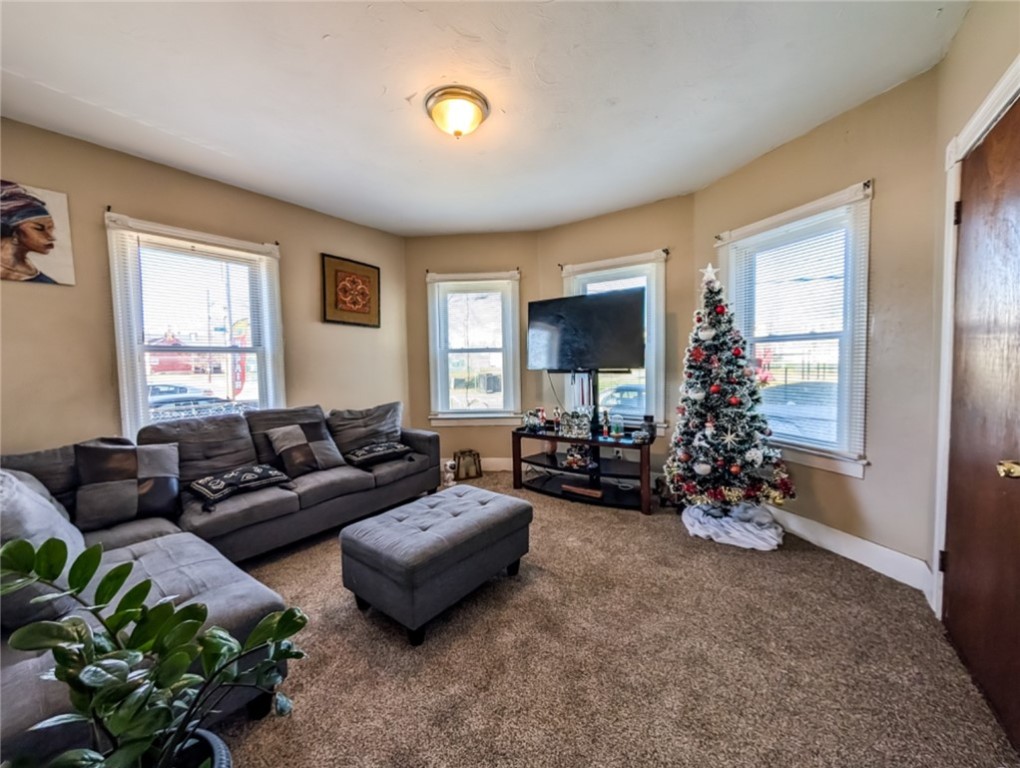 39 John Street Pawtucket, RI 02861 - Photo 11 of 50