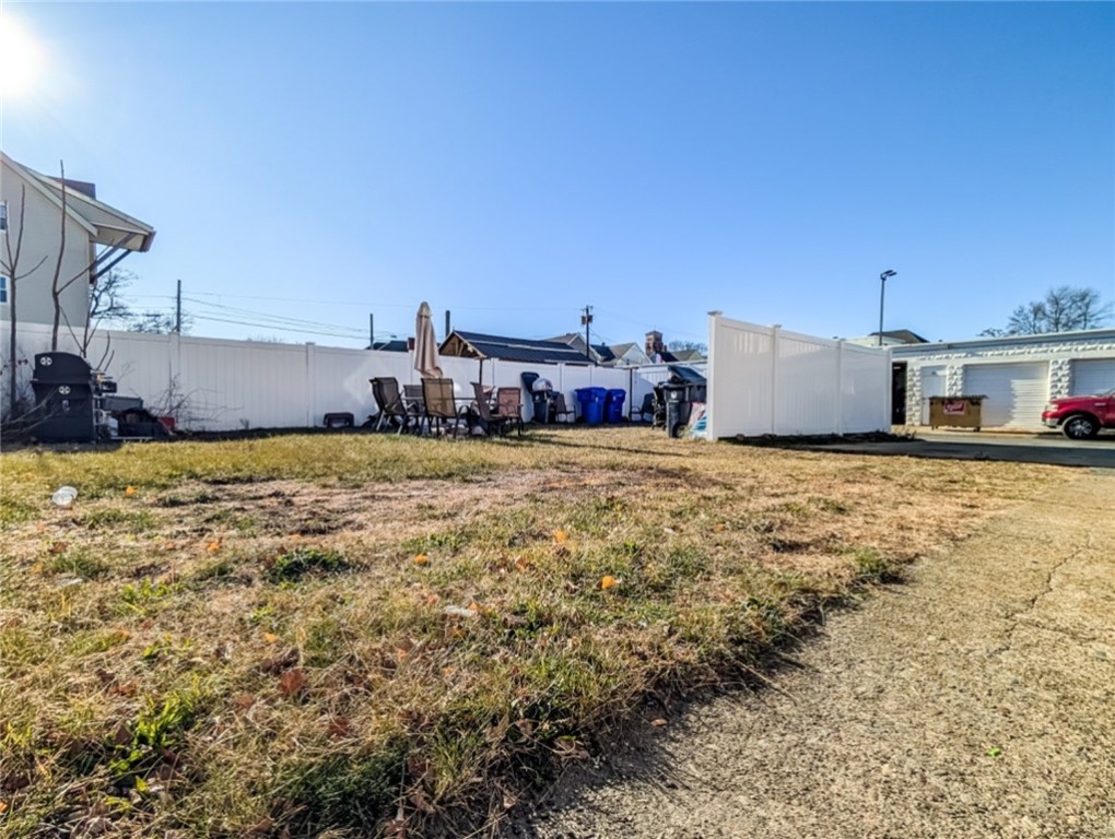 39 John Street Pawtucket, RI 02861 - Photo 47 of 50