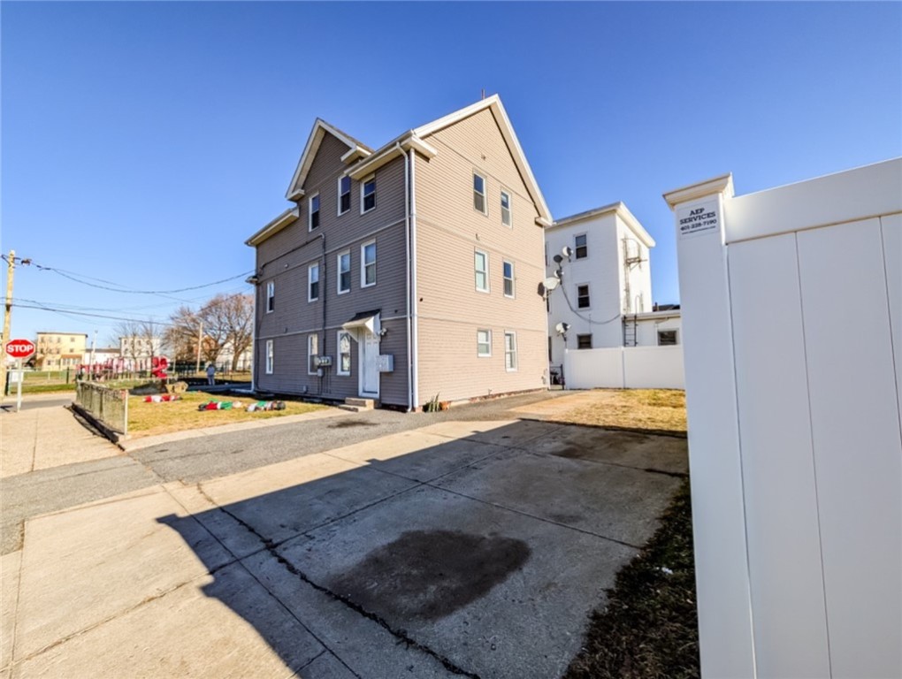 39 John Street Pawtucket, RI 02861 - Photo 50 of 50