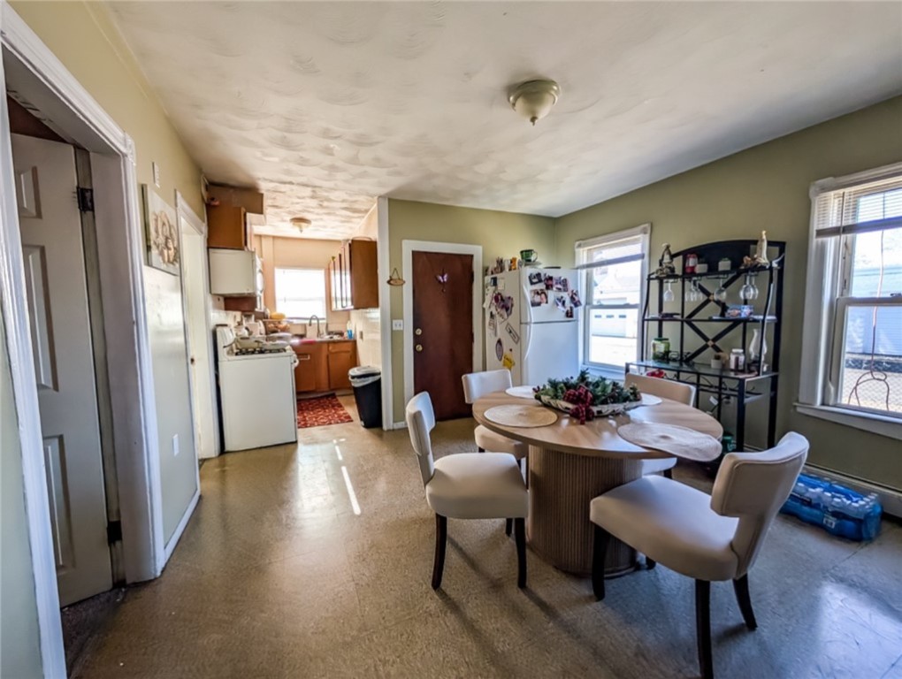 39 John Street Pawtucket, RI 02861 - Photo 8 of 50