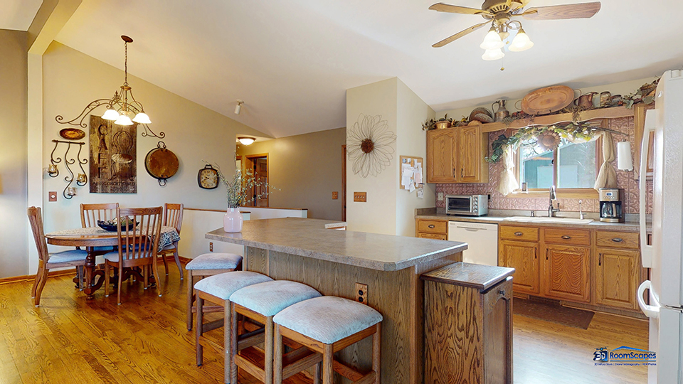 7305 Windsor Avenue Spring Grove, IL 60081 - Photo 12 of 44 Gallery Image 12