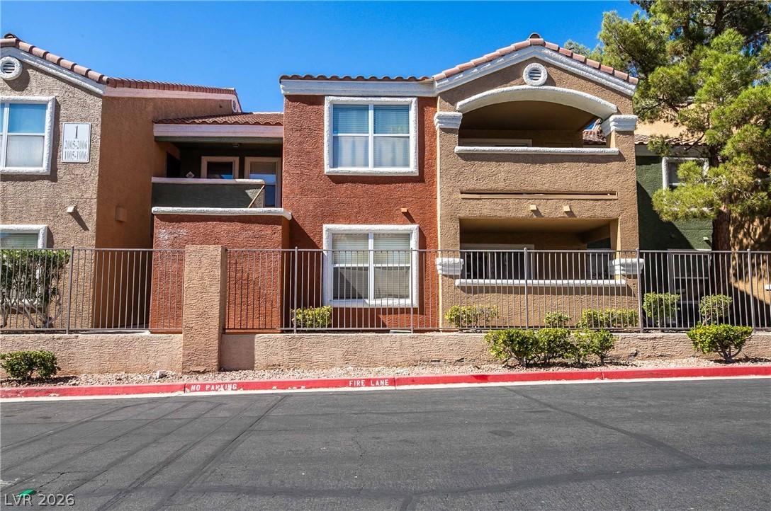 8101 West Flamingo Road, Unit 2006 Las Vegas, NV 89147 - Photo 2 of 38 Gallery Image 2